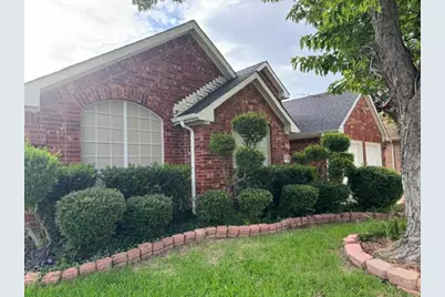 6922 Field Lark Drive, Arlington, TX 76002 - Photo 1