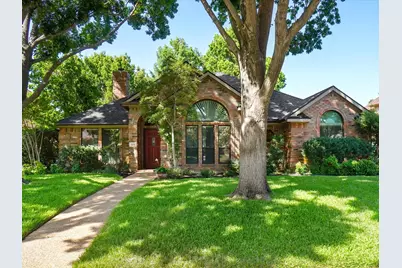 544 Cooper Street, Grand Prairie, TX 75052 - Photo 1