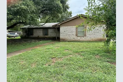 149 Travis Lane, Hewitt, TX 76643 - Photo 1