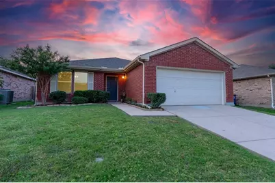 1637 Thornhill Lane, Little Elm, TX 75068 - Photo 1