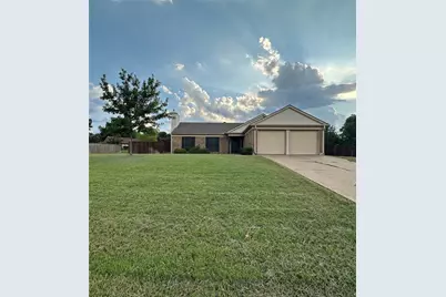5201 Timber Creek Road, Flower Mound, TX 75028 - Photo 1