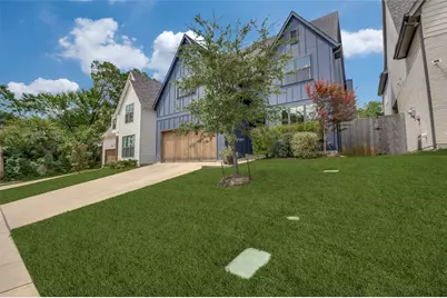 1107 Cameron Avenue, Dallas, TX 75223 - Photo 1