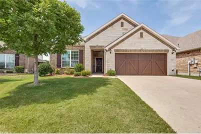 196 Mission Hills Road, Lewisville, TX 75067 - Photo 1