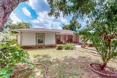 350 Edwards Street, Lewisville, TX 75057 - Photo 1