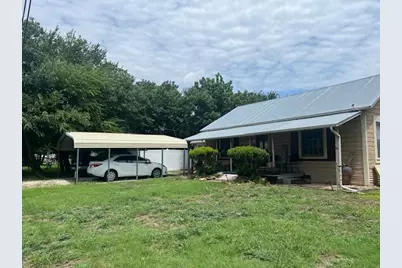 104 W Ross Street, Waxahachie, TX 75165 - Photo 1