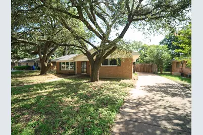 5907 Caldwell Drive, Waco, TX 76710 - Photo 1