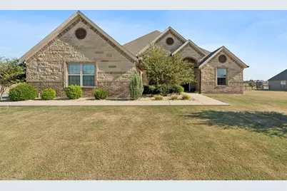 163 Eagles Crest Lane, Weatherford, TX 76087 - Photo 1