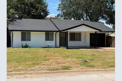 829 James Street, Azle, TX 76020 - Photo 1