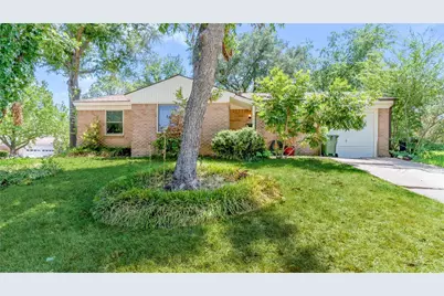 502 W Inwood Drive, Arlington, TX 76010 - Photo 1