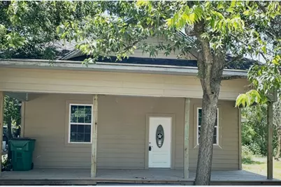 404 E Ross Avenue, Mart, TX 76664 - Photo 1