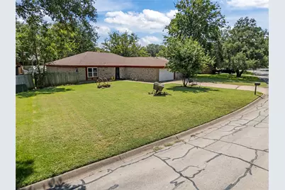 1002 Canton Road, Cleburne, TX 76033 - Photo 1