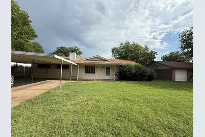 2603 SE 4th Street, Mineral Wells, TX 76067 - Photo 1