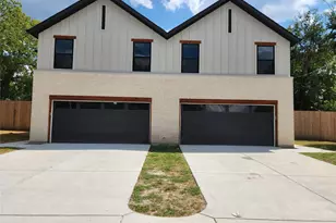 1715 Stonewall St, Greenville, TX 75401 - Photo 1