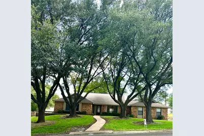 604 Woodland West Drive, Woodway, TX 76712 - Photo 1