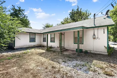 505 SW 4th Street, Grand Prairie, TX 75051 - Photo 1