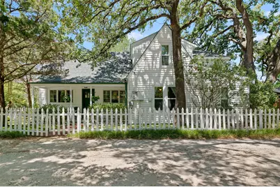 301 E 7th Street, Shady Shores, TX 76208 - Photo 1