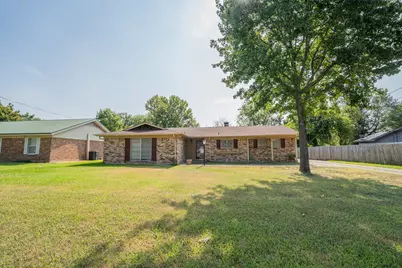 1104 Bowie Street, Sulphur Springs, TX 75482 - Photo 1