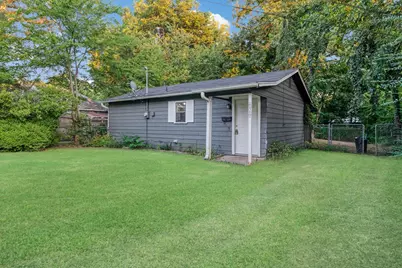 620 E Washington Street, Paris, TX 75460 - Photo 1