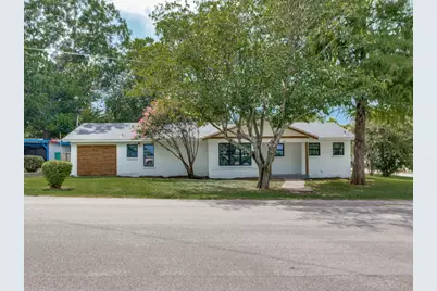 600 S 5th Street, Grandview, TX 76050 - Photo 1