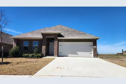 213 Tyler Street, Grandview, TX 76050 - Photo 1