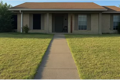 1013 Tracy Lane, Lancaster, TX 75134 - Photo 1