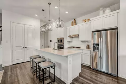 9905 Hennings Street, Irving, TX 75063 - Photo 1