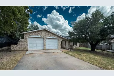 4002 Fairbanks Court, Irving, TX 75062 - Photo 1