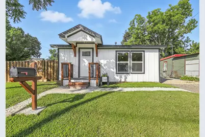 101 Sandy Street, Cleburne, TX 76031 - Photo 1