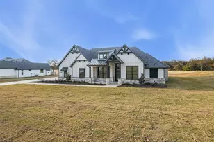 189 RIO RANCHO Dr, Decatur, TX 76234 - Photo 2