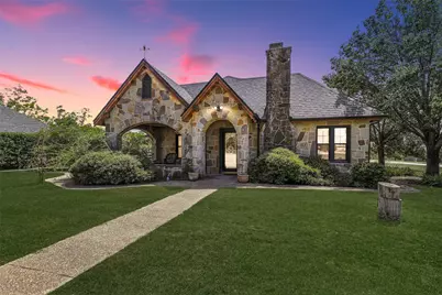 302 S Crook Street, Cresson, TX 76035 - Photo 1