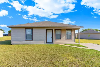 1706 Overland Drive, Cleburne, TX 76033 - Photo 1