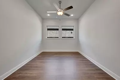 2075 Emerald Grove Drive, Arlington, TX 76005 - Photo 18