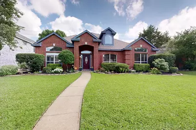 722 Sumner Drive, Mesquite, TX 75149 - Photo 1