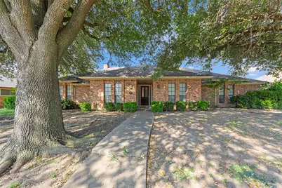 1445 Thunderbrook Drive, DeSoto, TX 75115 - Photo 1