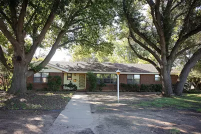 1400 Oak Hills Drive, Graham, TX 76450 - Photo 1