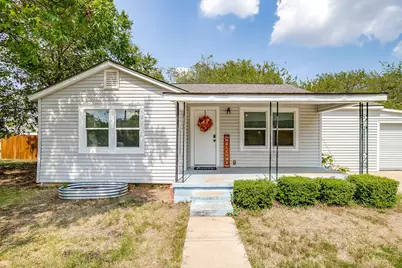 308 W 1st Street, Weatherford, TX 76086 - Photo 1