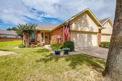 253 Heritage Hill Drive, Lewisville, TX 75067 - Photo 1