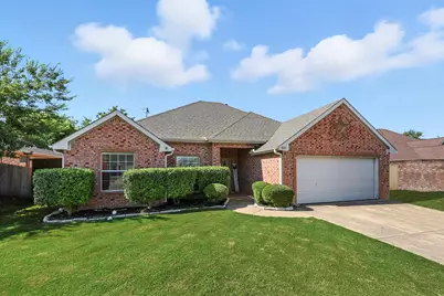 1009 Porter Place, Sanger, TX 76266 - Photo 1