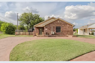 1606 Lilac Lane, Wichita Falls, TX 76306 - Photo 1