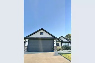 137 Maverick Lane, Pilot Point, TX 76258 - Photo 1