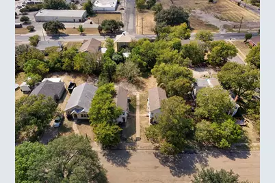 602 N 16 Street, Waco, TX 76707 - Photo 1