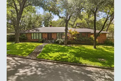 612 N Manus Drive, Dallas, TX 75224 - Photo 1