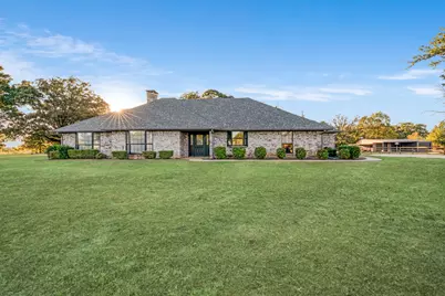 2435 36th Street NE, Paris, TX 75462 - Photo 1