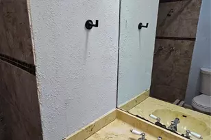 5506 Willow Cir, Fort Worth, TX 76112 - Photo 14