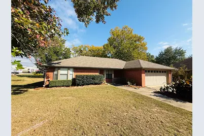 225 SE 35th Street, Paris, TX 75460 - Photo 1