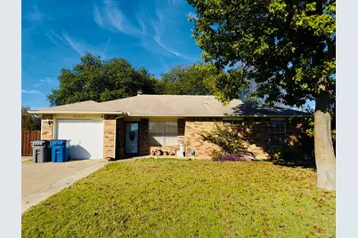 301 E Milas Lane, Glenn Heights, TX 75154 - Photo 1