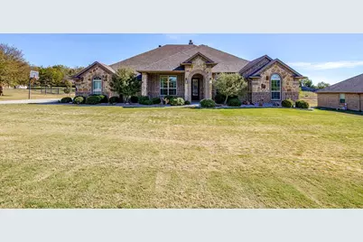 531 Parker Oaks Lane, Weatherford, TX 76087 - Photo 1