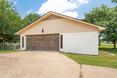 104 Sherry Lynn Drive, China Spring, TX 76633 - Photo 22