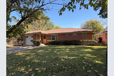 1611 N Alexander Street, Sherman, TX 75092 - Photo 1