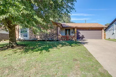 206 Laura Drive, Burleson, TX 76028 - Photo 1